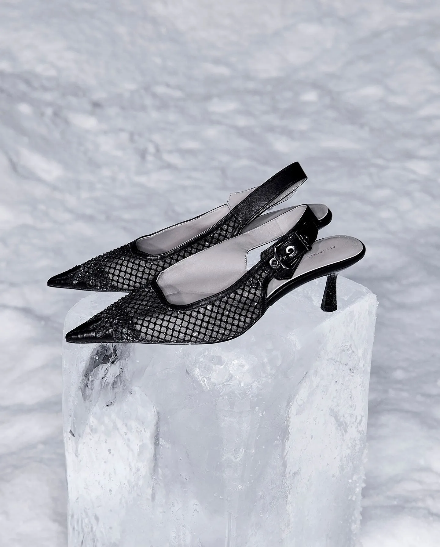 Shop womens shoes