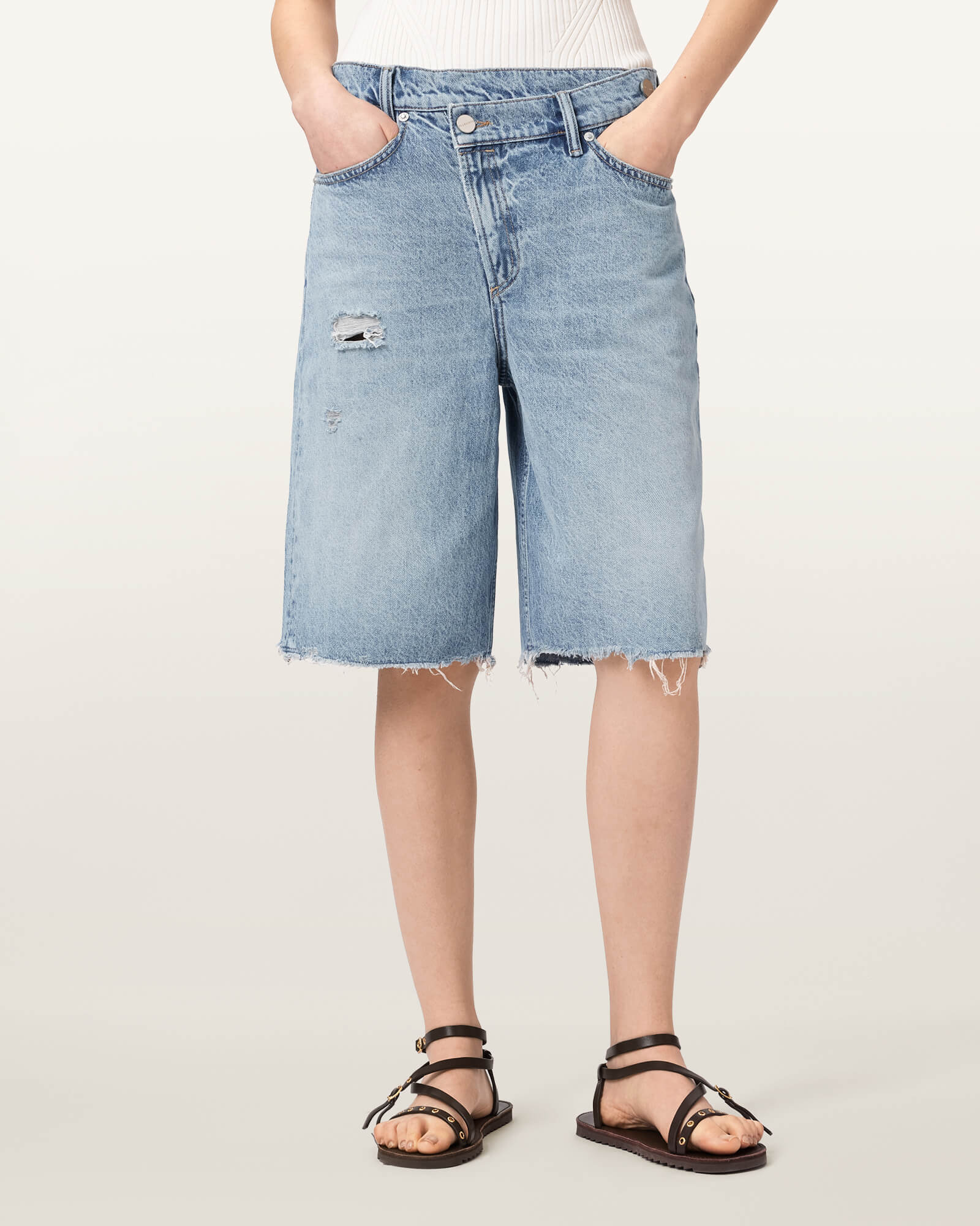洋楽 aki385 AKI CROSSOVER SHORT | オールセインツ 公式オンラインストア