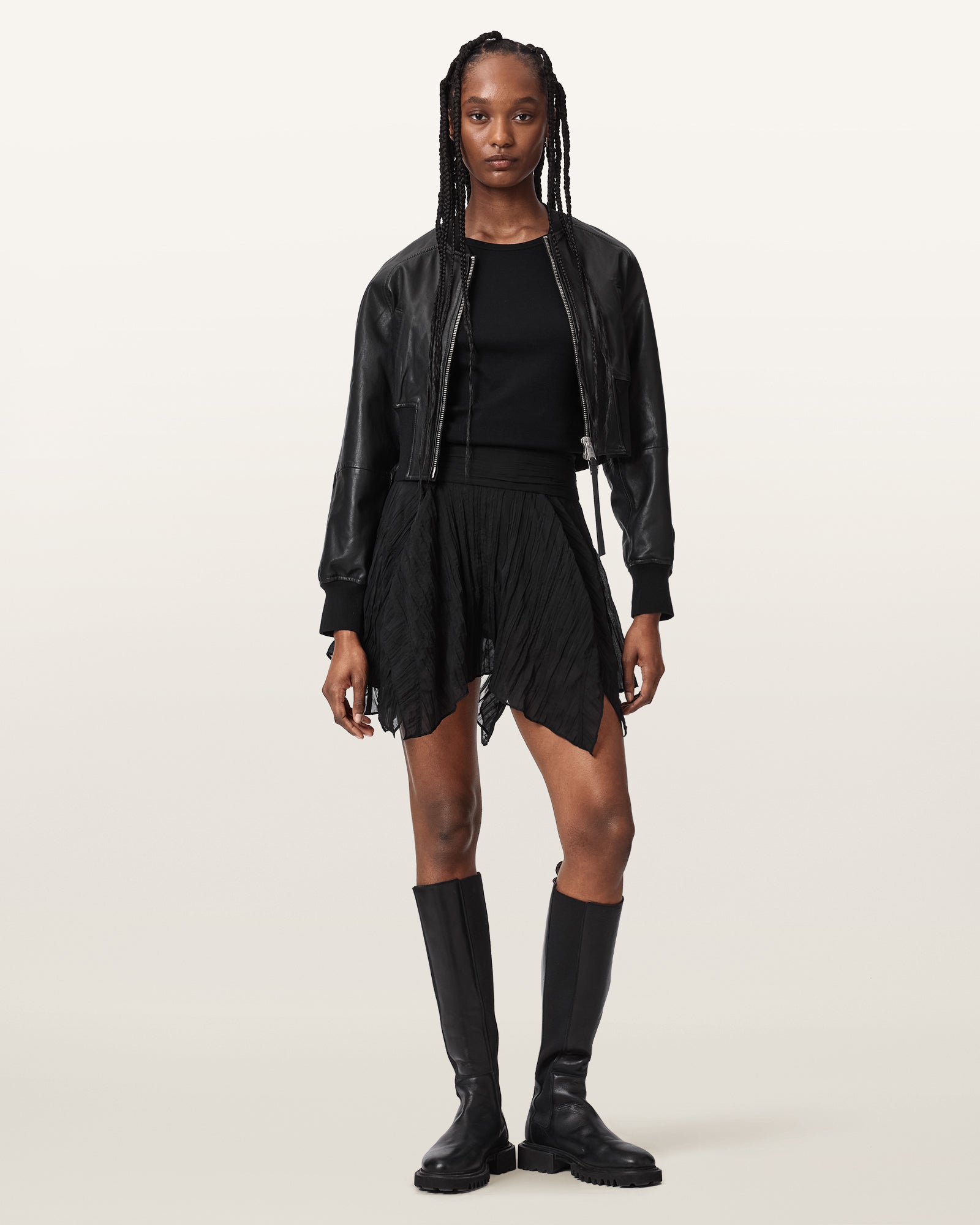 ALLSAINTS レディースクロップバーシティジャケット黒ブラックｘ白レザー ウィメンズ | オールセインツ 公式オンラインストア